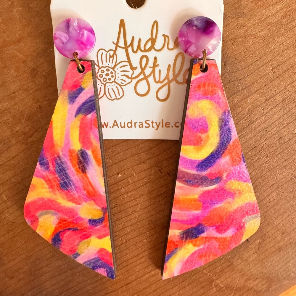 AUDRA STYLE EARRINGS